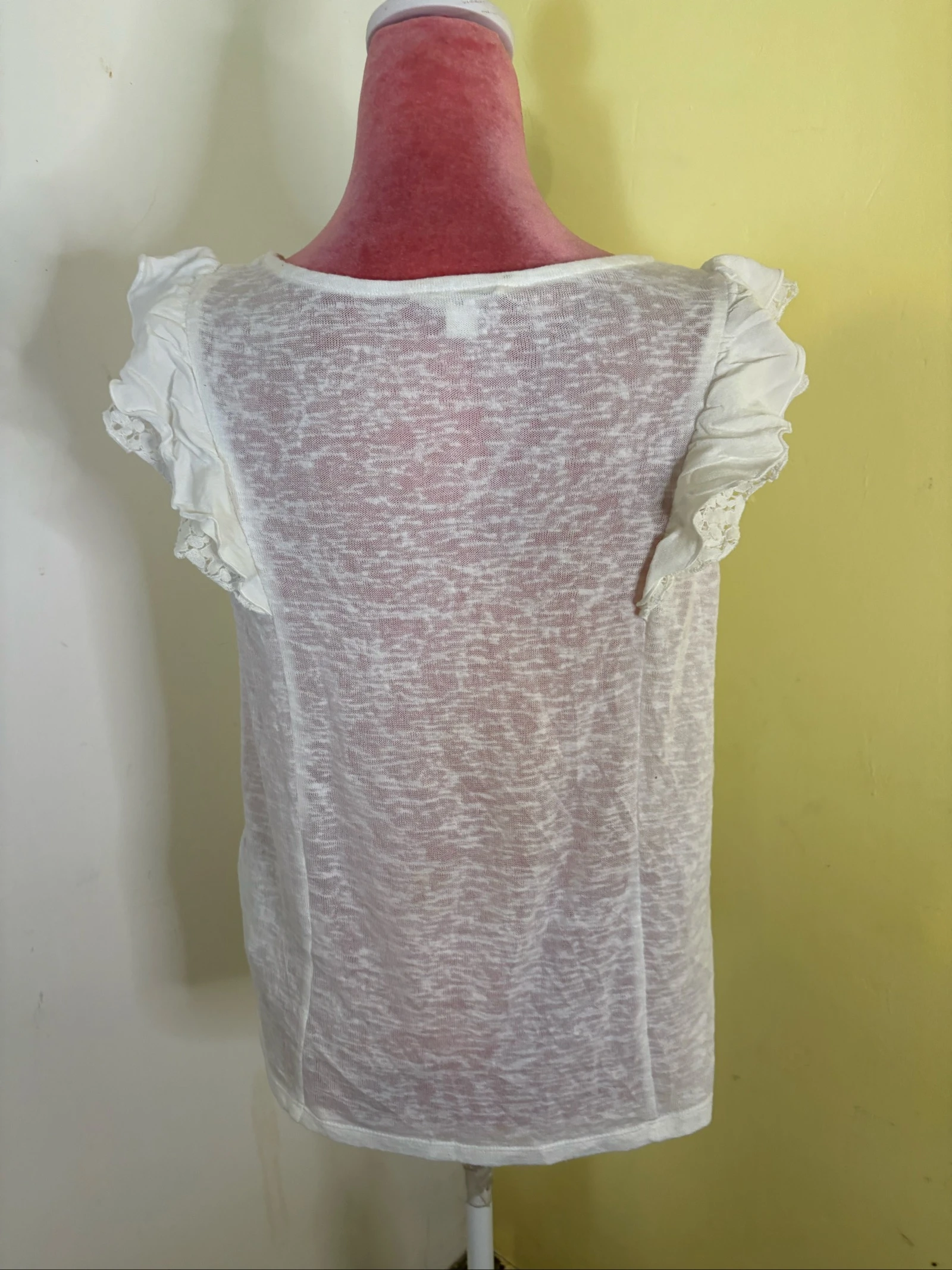 Top Blanco Boho con Volantes y Encaje – photo 4